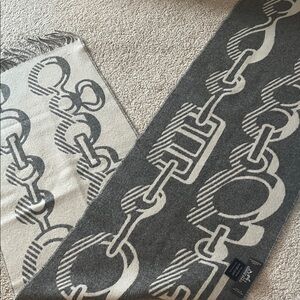 Hermes Gray and Ivory Chain Pattern Cashmere Scarf